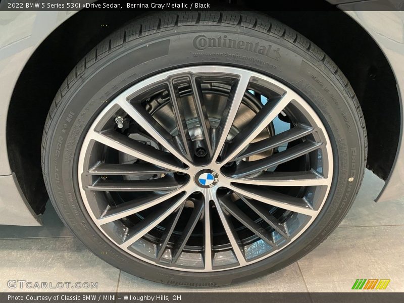 Bernina Gray Metallic / Black 2022 BMW 5 Series 530i xDrive Sedan