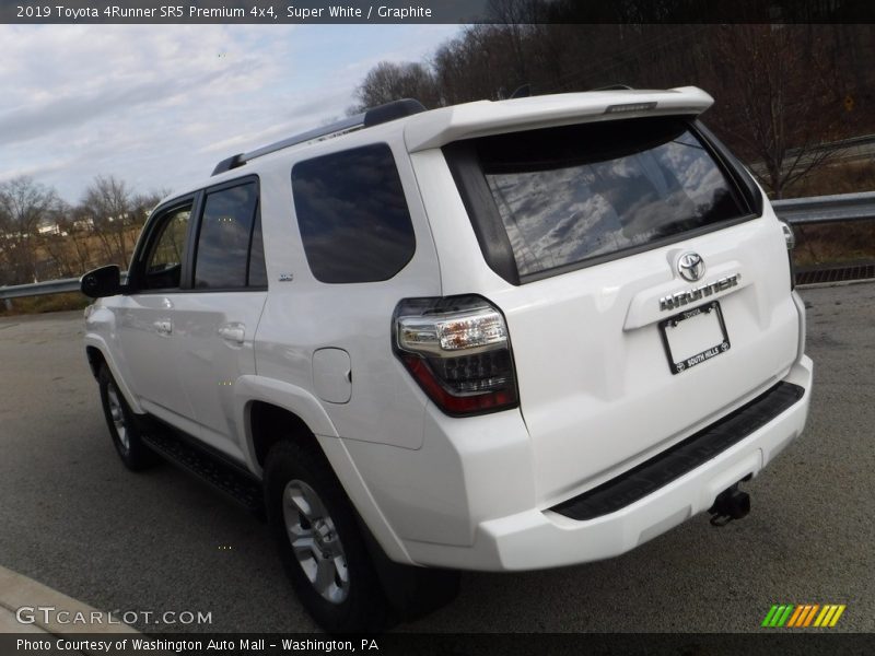 Super White / Graphite 2019 Toyota 4Runner SR5 Premium 4x4