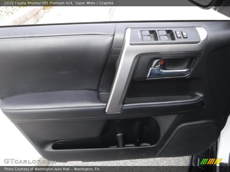 Super White / Graphite 2019 Toyota 4Runner SR5 Premium 4x4