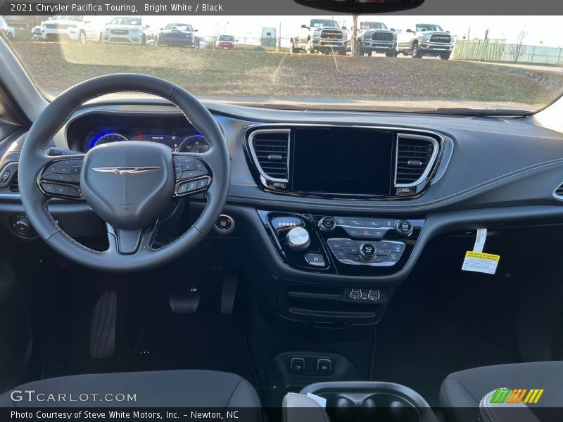 Bright White / Black 2021 Chrysler Pacifica Touring