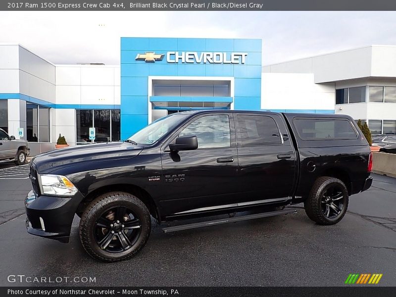 Brilliant Black Crystal Pearl / Black/Diesel Gray 2017 Ram 1500 Express Crew Cab 4x4