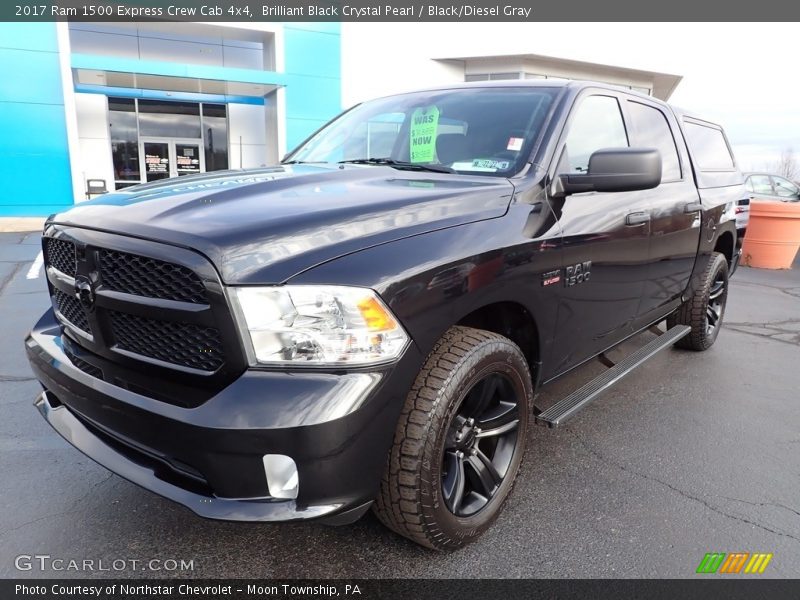 Brilliant Black Crystal Pearl / Black/Diesel Gray 2017 Ram 1500 Express Crew Cab 4x4
