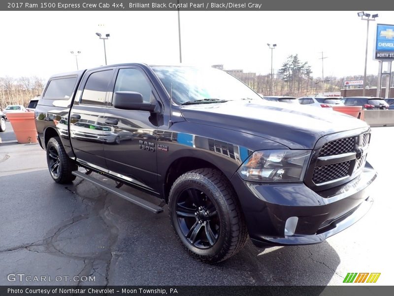 Brilliant Black Crystal Pearl / Black/Diesel Gray 2017 Ram 1500 Express Crew Cab 4x4