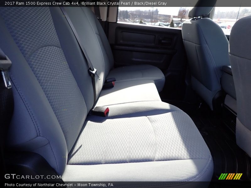 Brilliant Black Crystal Pearl / Black/Diesel Gray 2017 Ram 1500 Express Crew Cab 4x4
