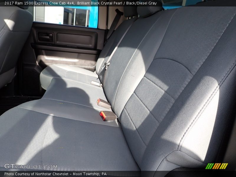 Brilliant Black Crystal Pearl / Black/Diesel Gray 2017 Ram 1500 Express Crew Cab 4x4