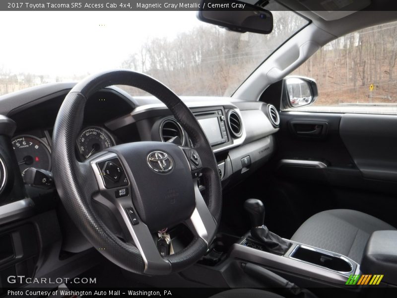 Magnetic Gray Metallic / Cement Gray 2017 Toyota Tacoma SR5 Access Cab 4x4