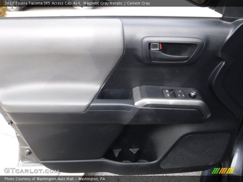 Magnetic Gray Metallic / Cement Gray 2017 Toyota Tacoma SR5 Access Cab 4x4