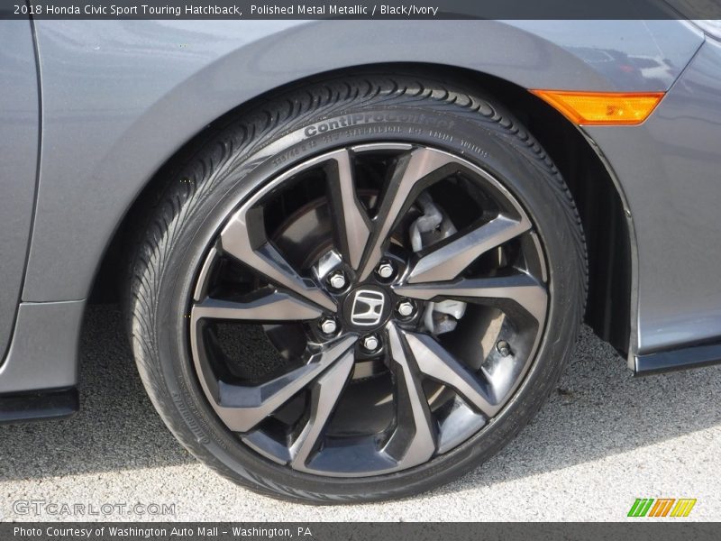 Polished Metal Metallic / Black/Ivory 2018 Honda Civic Sport Touring Hatchback