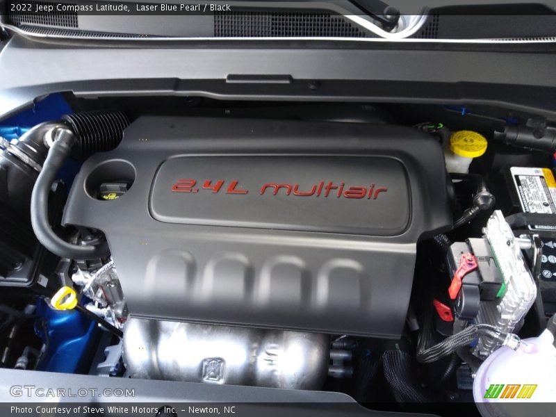 Laser Blue Pearl / Black 2022 Jeep Compass Latitude