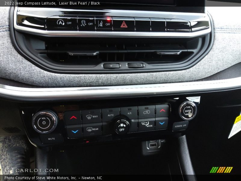 Laser Blue Pearl / Black 2022 Jeep Compass Latitude