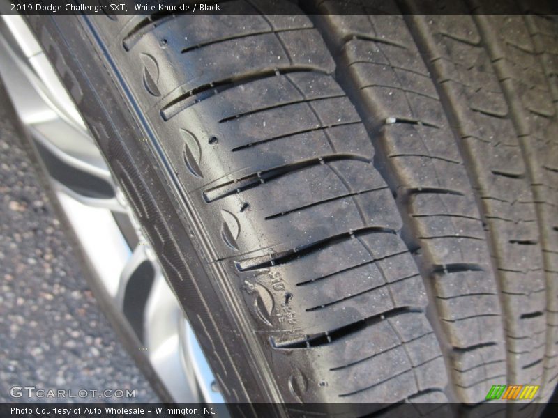 White Knuckle / Black 2019 Dodge Challenger SXT