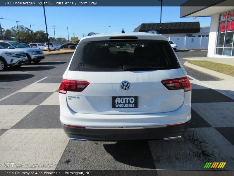 Pure White / Storm Gray 2020 Volkswagen Tiguan SE