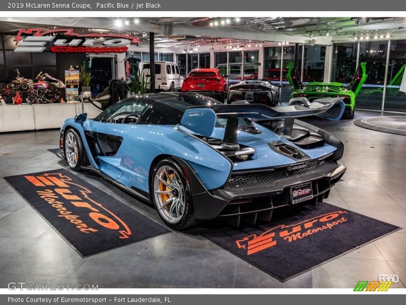Pacific Blue / Jet Black 2019 McLaren Senna Coupe