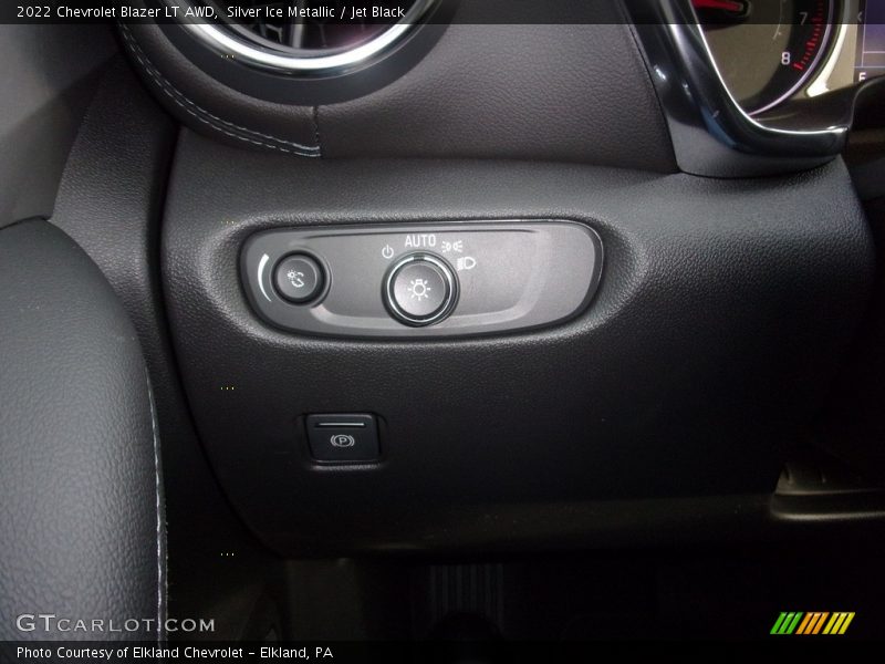Silver Ice Metallic / Jet Black 2022 Chevrolet Blazer LT AWD