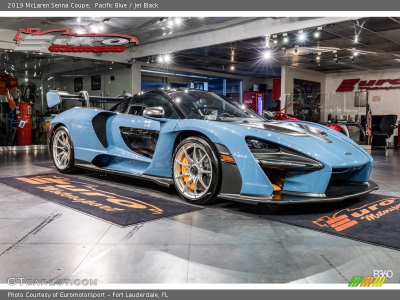 Pacific Blue / Jet Black 2019 McLaren Senna Coupe