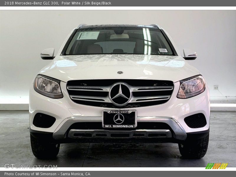 Polar White / Silk Beige/Black 2018 Mercedes-Benz GLC 300