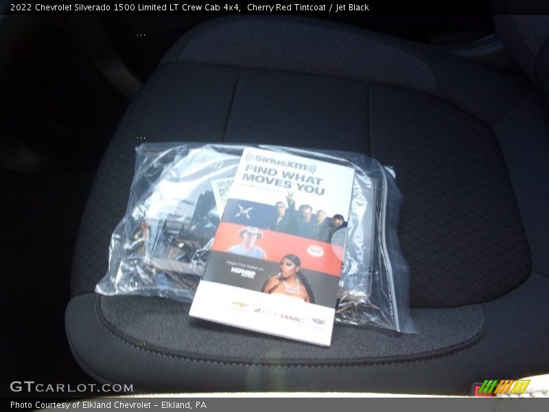 Cherry Red Tintcoat / Jet Black 2022 Chevrolet Silverado 1500 Limited LT Crew Cab 4x4