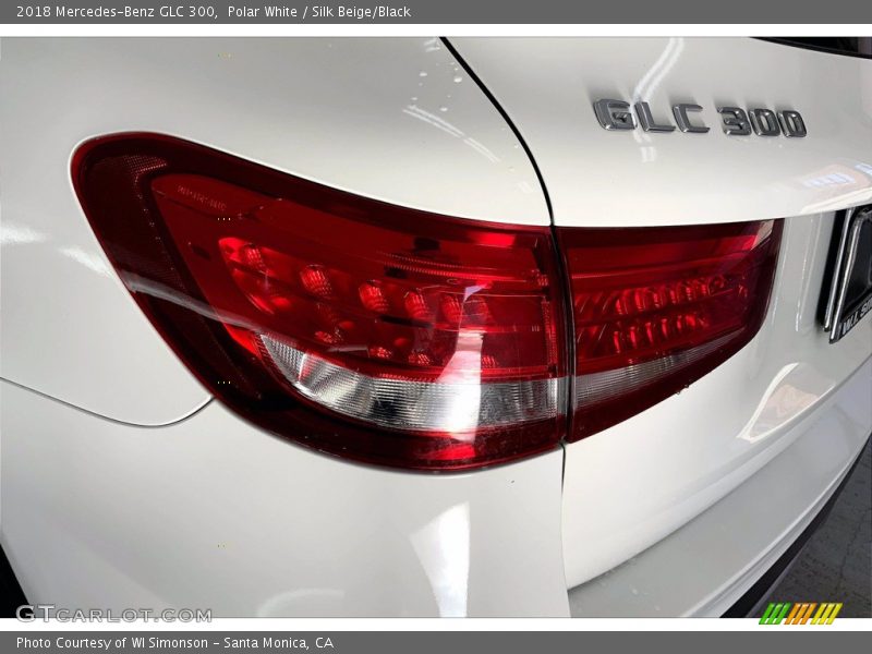 Polar White / Silk Beige/Black 2018 Mercedes-Benz GLC 300