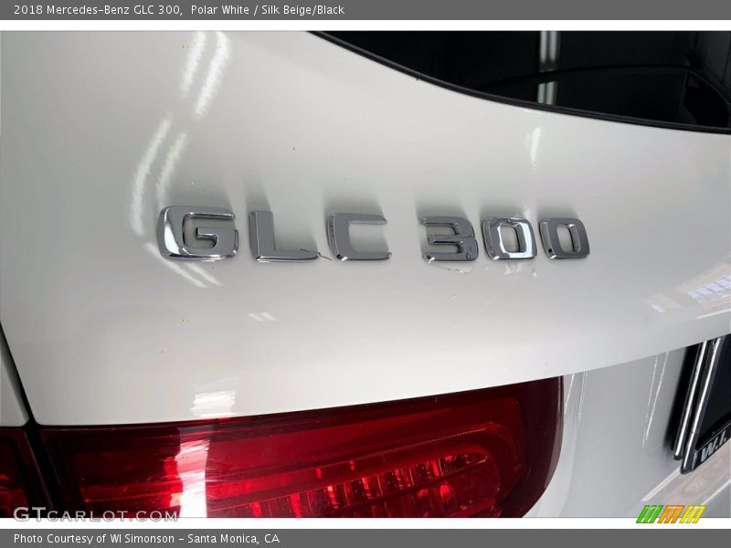 Polar White / Silk Beige/Black 2018 Mercedes-Benz GLC 300