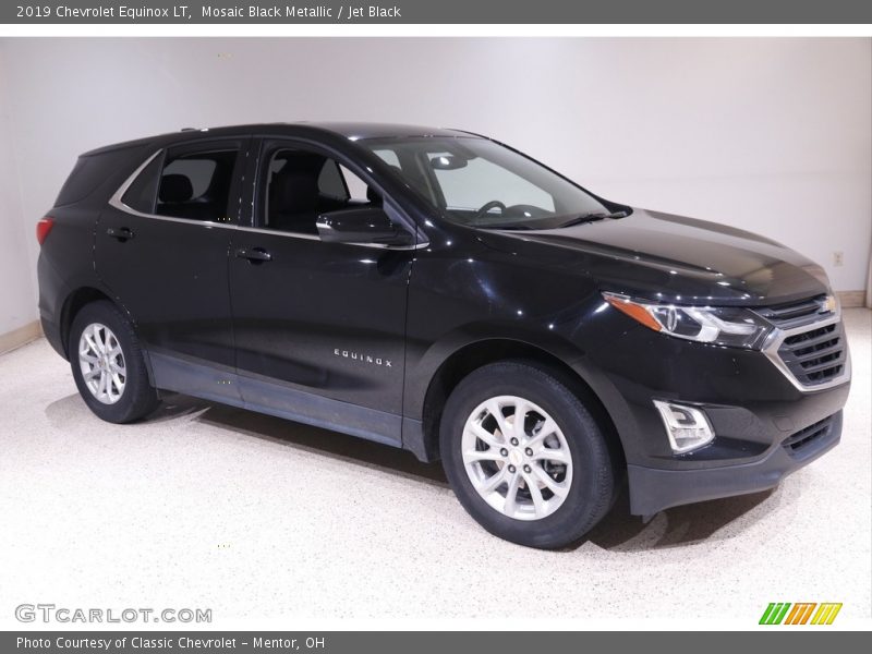 Mosaic Black Metallic / Jet Black 2019 Chevrolet Equinox LT