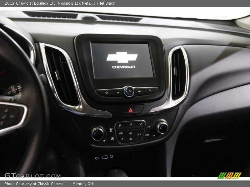 Mosaic Black Metallic / Jet Black 2019 Chevrolet Equinox LT