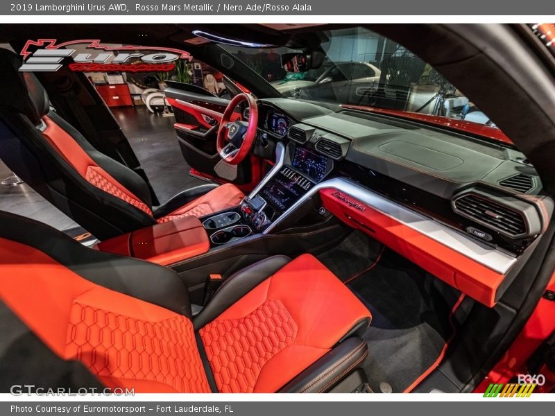 Rosso Mars Metallic / Nero Ade/Rosso Alala 2019 Lamborghini Urus AWD