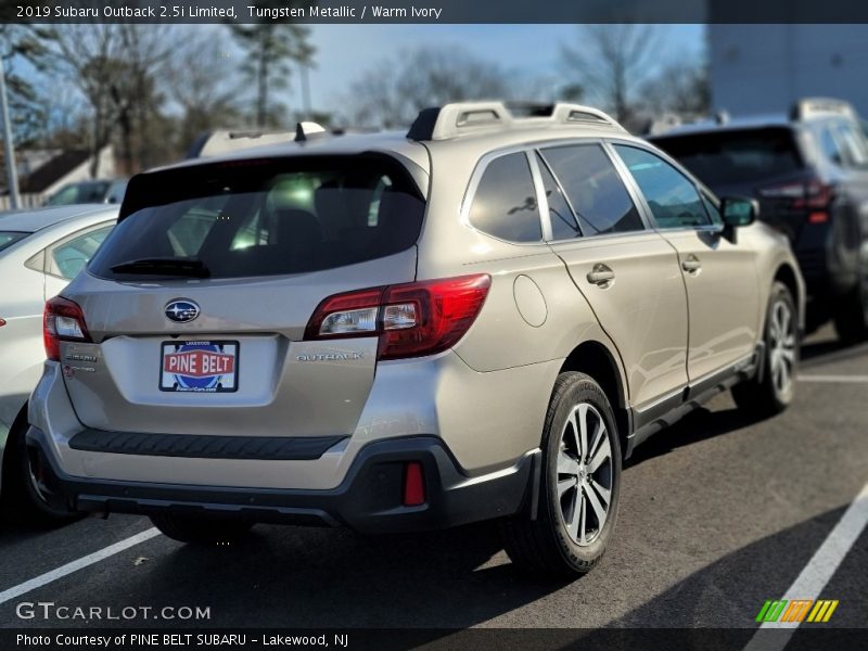 Tungsten Metallic / Warm Ivory 2019 Subaru Outback 2.5i Limited