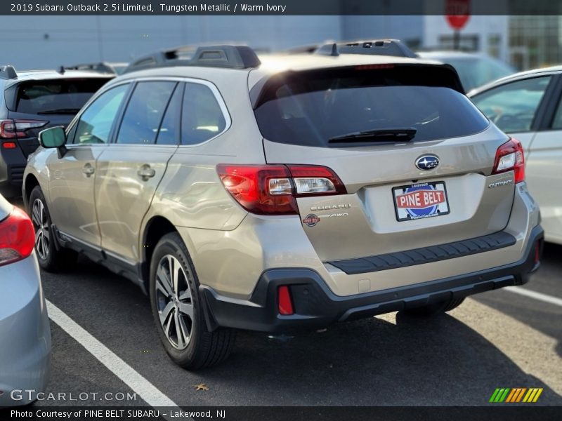 Tungsten Metallic / Warm Ivory 2019 Subaru Outback 2.5i Limited