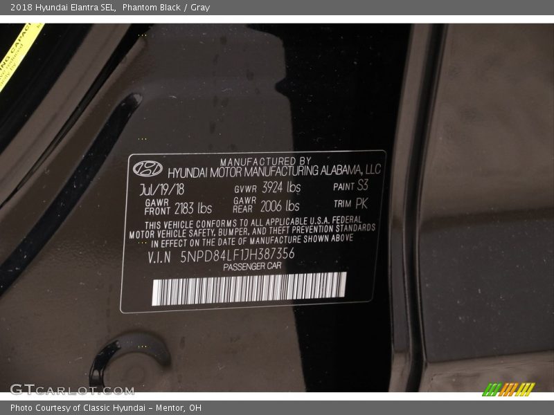 Phantom Black / Gray 2018 Hyundai Elantra SEL