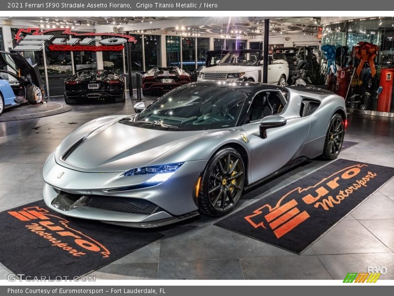  2021 SF90 Stradale Assetto Fiorano Grigio Titanio Metallic