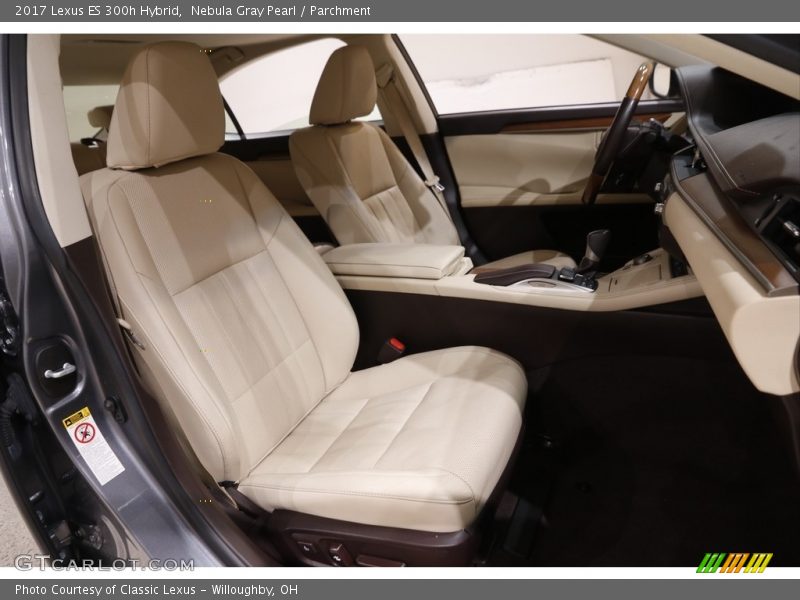 Nebula Gray Pearl / Parchment 2017 Lexus ES 300h Hybrid