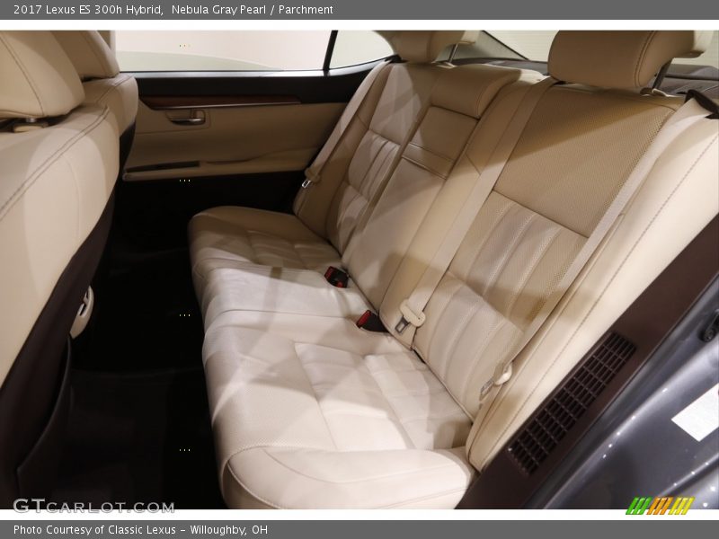 Nebula Gray Pearl / Parchment 2017 Lexus ES 300h Hybrid