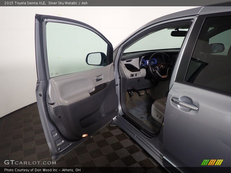 Silver Sky Metallic / Ash 2015 Toyota Sienna XLE
