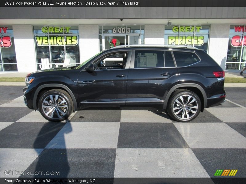 Deep Black Pearl / Titan Black 2021 Volkswagen Atlas SEL R-Line 4Motion