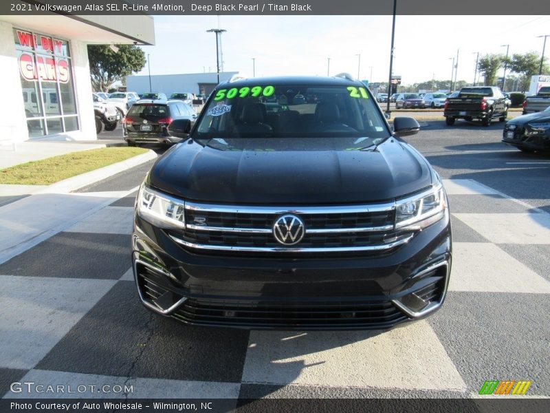 Deep Black Pearl / Titan Black 2021 Volkswagen Atlas SEL R-Line 4Motion