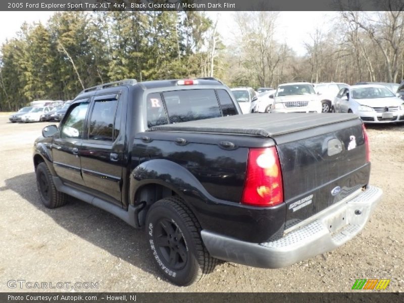 Black Clearcoat / Medium Dark Flint 2005 Ford Explorer Sport Trac XLT 4x4
