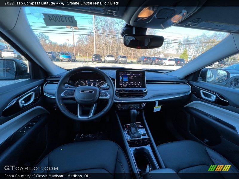 Granite Crystal Metallic / Black 2022 Jeep Compass Latitude 4x4