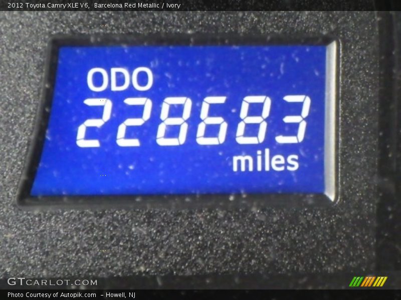 Barcelona Red Metallic / Ivory 2012 Toyota Camry XLE V6