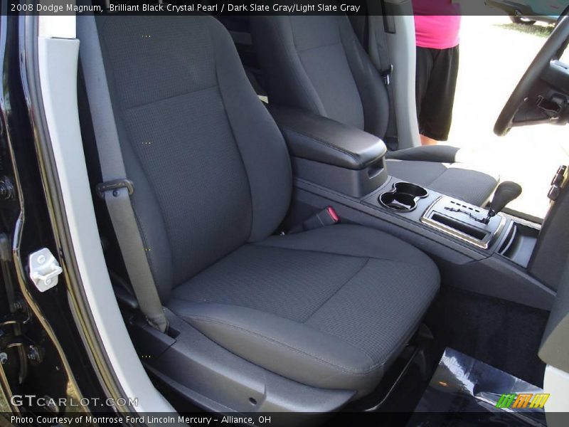 Brilliant Black Crystal Pearl / Dark Slate Gray/Light Slate Gray 2008 Dodge Magnum