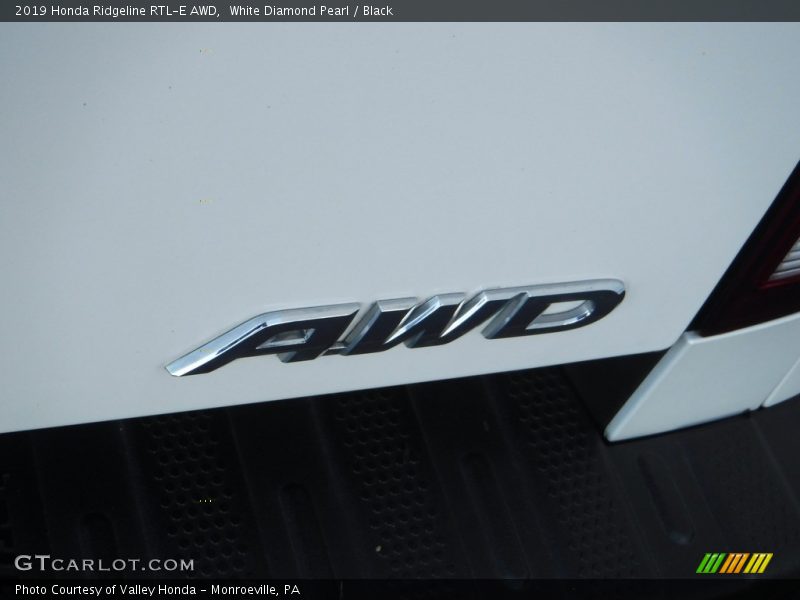 White Diamond Pearl / Black 2019 Honda Ridgeline RTL-E AWD