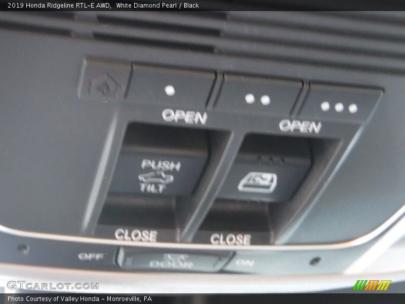 White Diamond Pearl / Black 2019 Honda Ridgeline RTL-E AWD