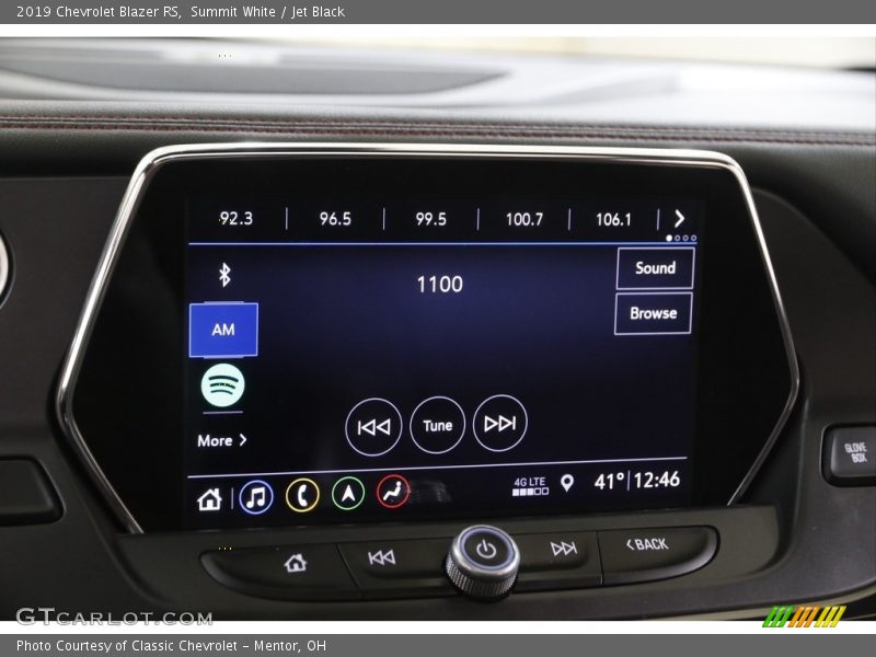 Summit White / Jet Black 2019 Chevrolet Blazer RS