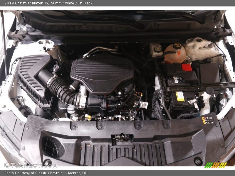 Summit White / Jet Black 2019 Chevrolet Blazer RS