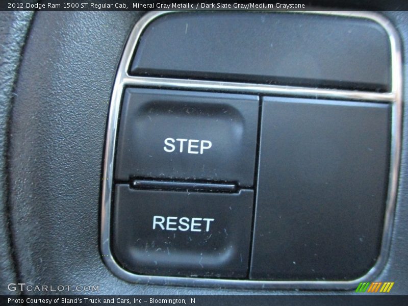 Mineral Gray Metallic / Dark Slate Gray/Medium Graystone 2012 Dodge Ram 1500 ST Regular Cab