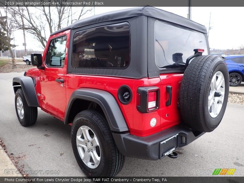 Firecracker Red / Black 2019 Jeep Wrangler Sport 4x4