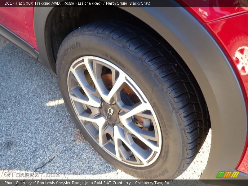 Rosso Passione (Red) / Nero/Grigio (Black/Gray) 2017 Fiat 500X Trekking AWD