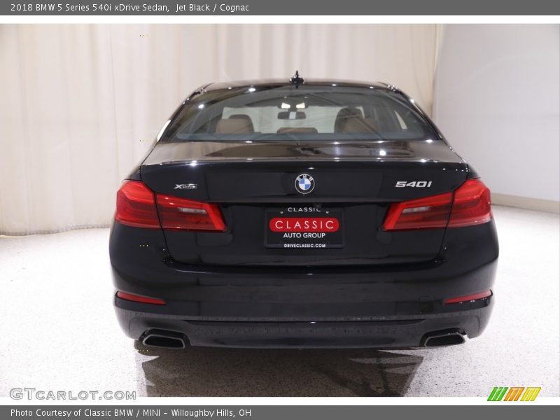 Jet Black / Cognac 2018 BMW 5 Series 540i xDrive Sedan