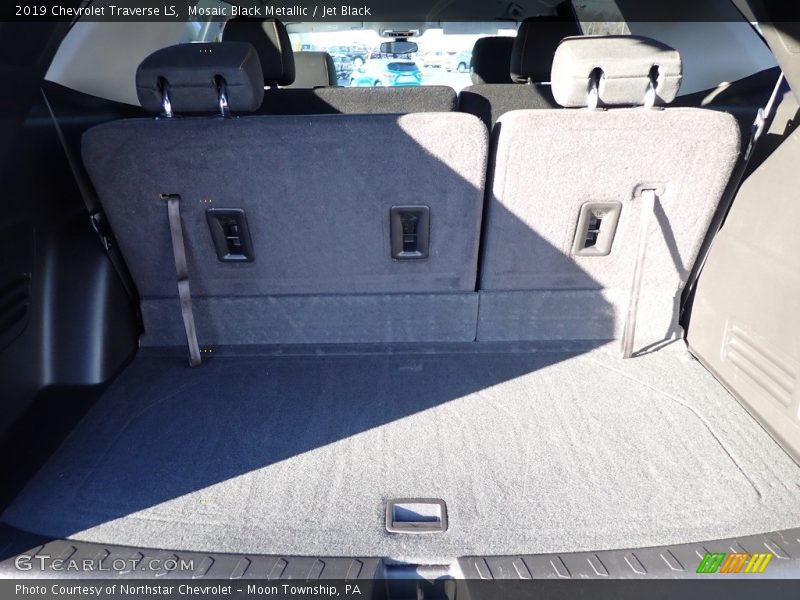 Mosaic Black Metallic / Jet Black 2019 Chevrolet Traverse LS