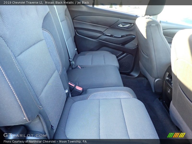 Mosaic Black Metallic / Jet Black 2019 Chevrolet Traverse LS