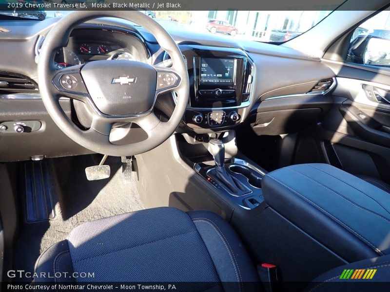Mosaic Black Metallic / Jet Black 2019 Chevrolet Traverse LS